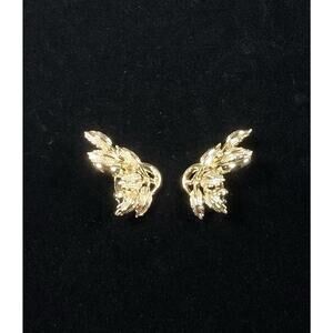 Vintage Coro Signed Gold Tone Textured Leaf Clip On Earrings